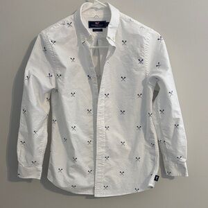 Vineyard Vines White Shirt with Navy Lacrosse stick Pattern